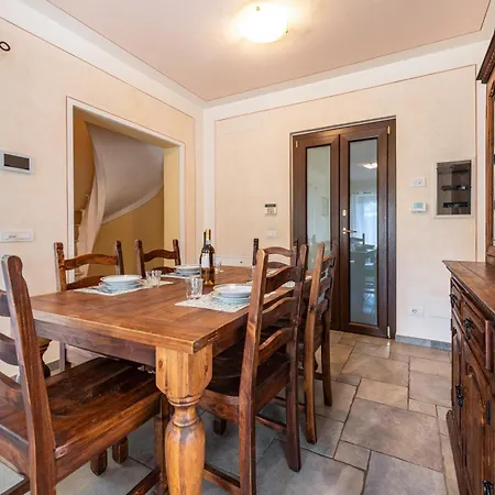 Hotel Leonardo 3*